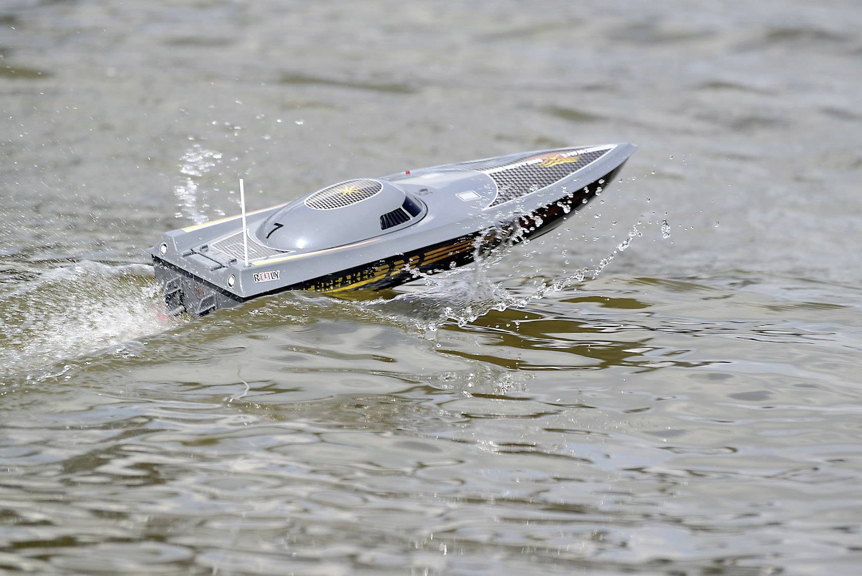 Reely Wavebreaker RC Model Speedboat 100 RtR 610 Mm Conrad