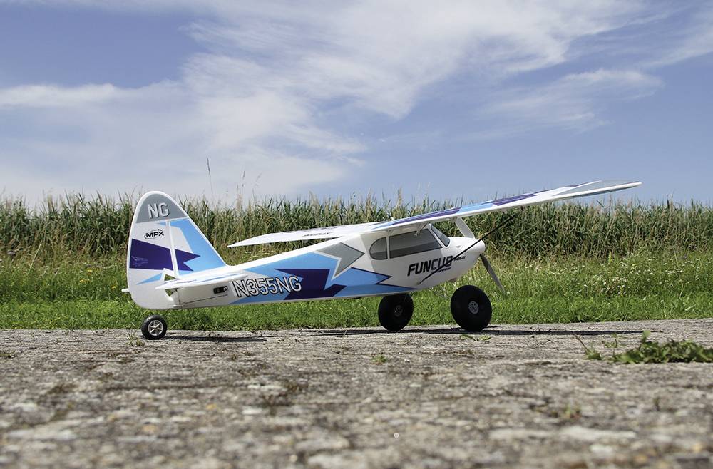 Multiplex RR FunCub NG blau blanc bleu Avion RC à moteur RR 1410 mm