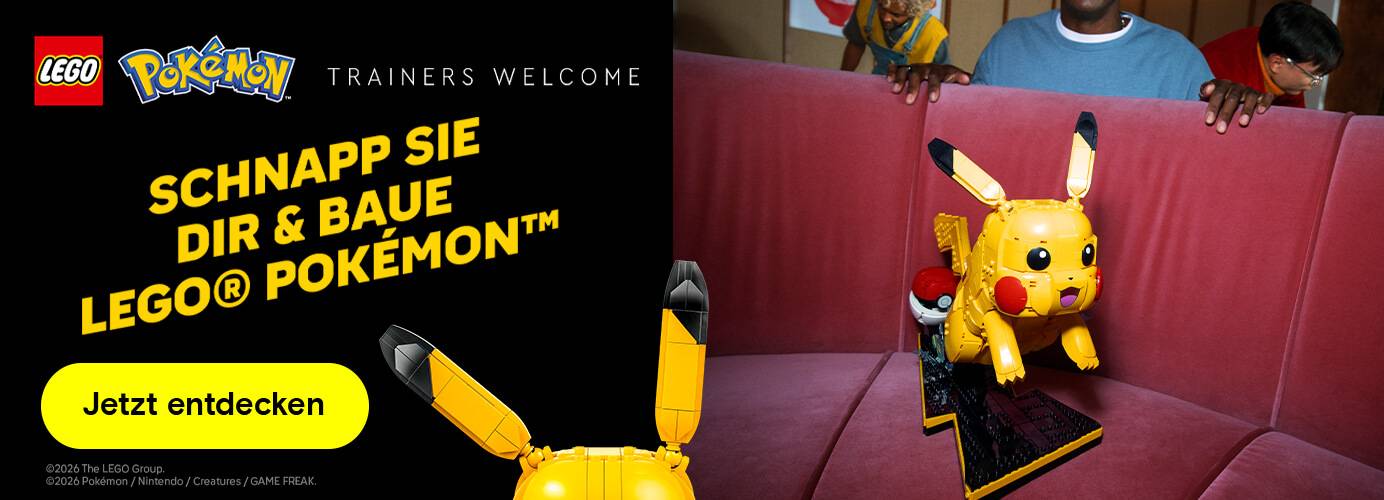 Fertige LEGO Pokemon Pikachu Figur mit Pokéball auf einem Sofa, daneben Werbung für LEGO Pokemon.