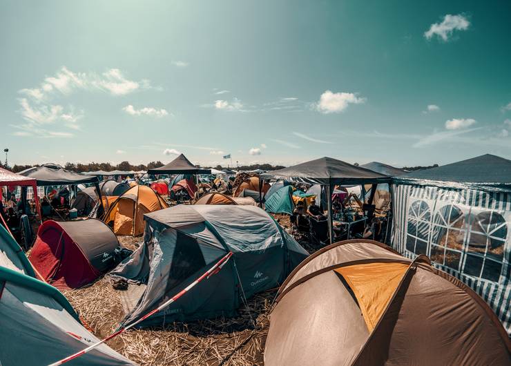 Wer ergattert den besten Zeltplatz auf dem Festivalgelände?
