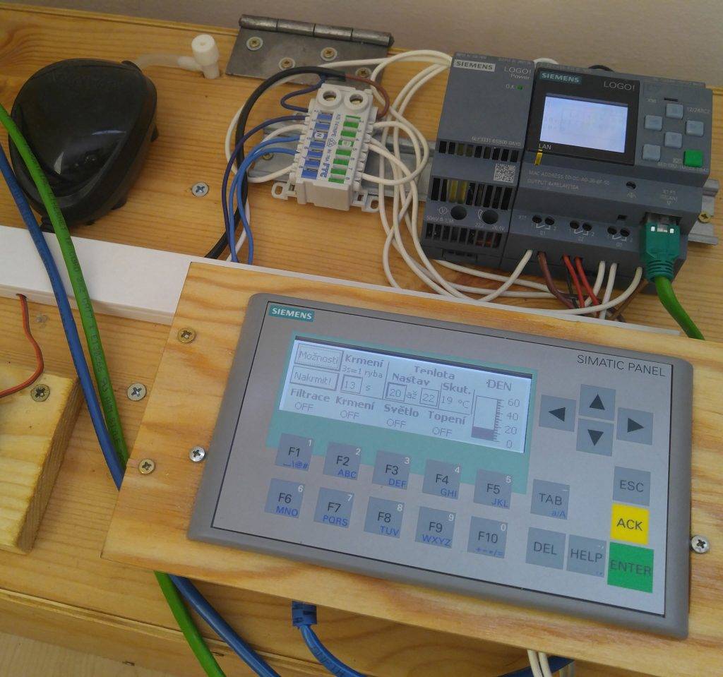 připojení HMI panelu