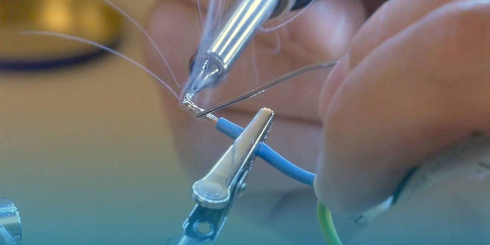 Pájecí stanice Toolcraft ST-100 je ideální volba pro profíka, ale i náročného nadšence