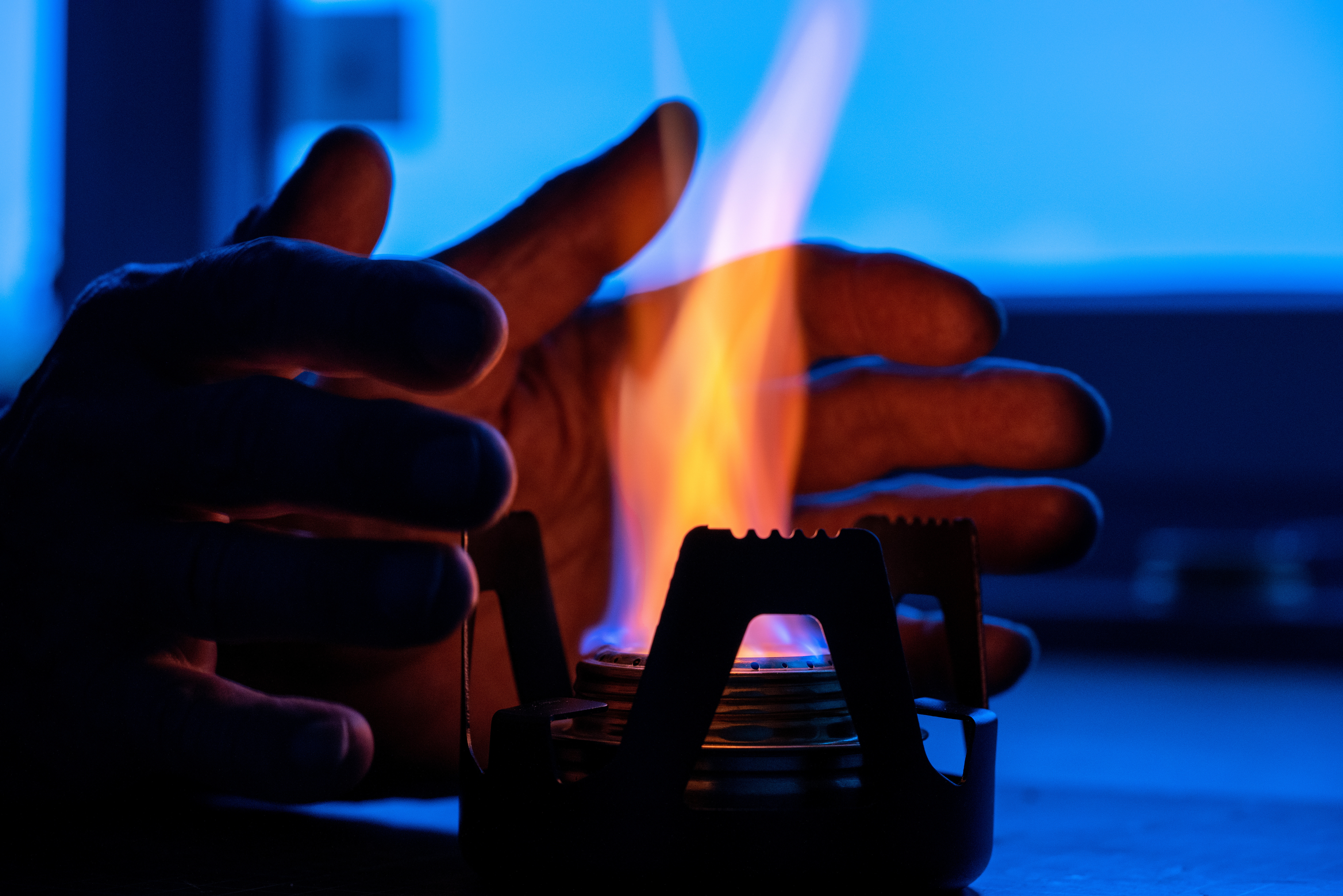 Stromlose Wärmequellen schützen bei einem Blackout vor Kälte
