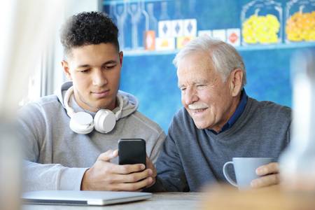 SMD-Widerstände werden z.B. in Smartphones verwendet