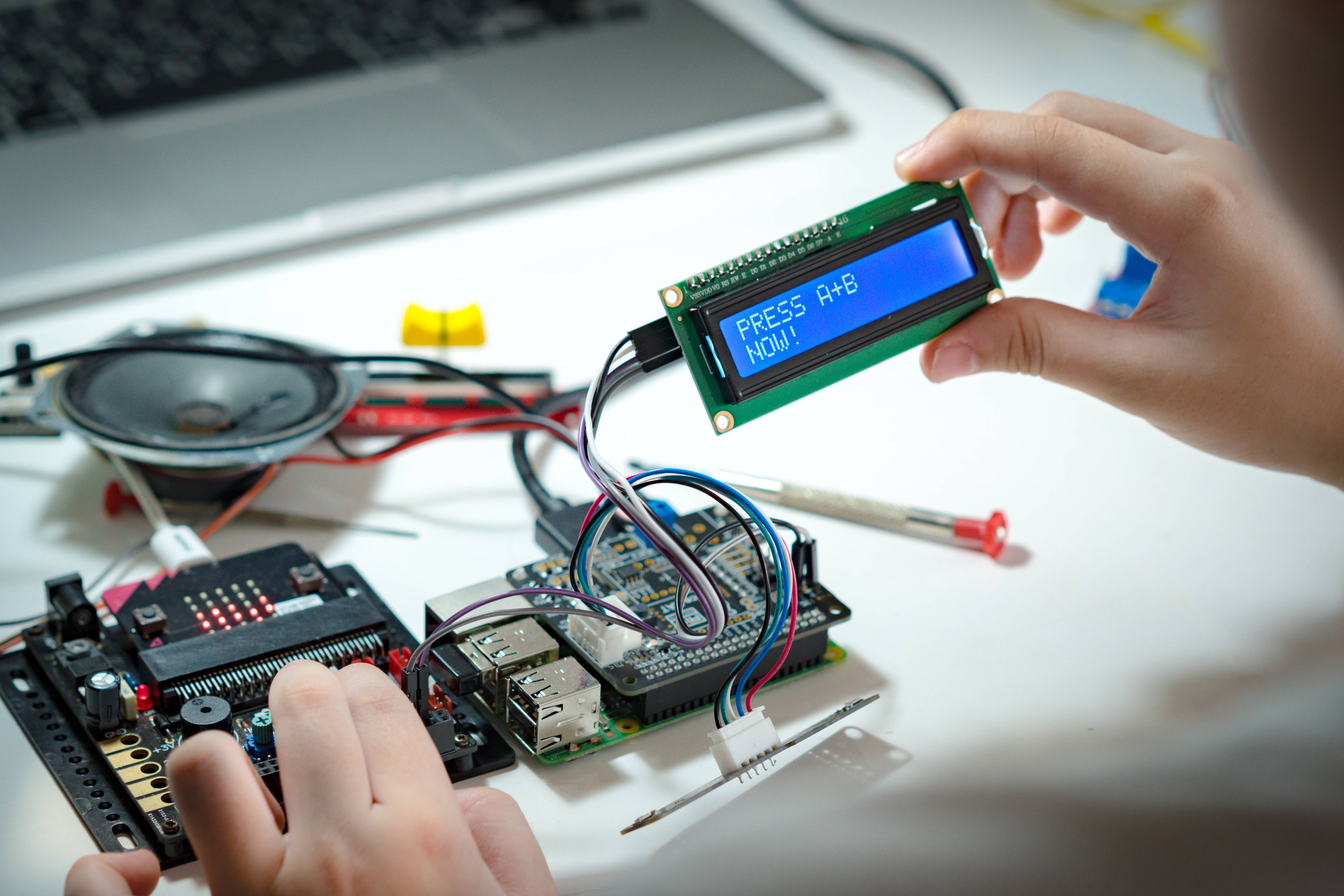 Raspberry Pi & Arduino