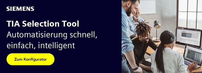 Foto von zwei Personen, die an einem Computer arbeiten, auf dem das Siemens TIA Selection Tool zu sehen ist