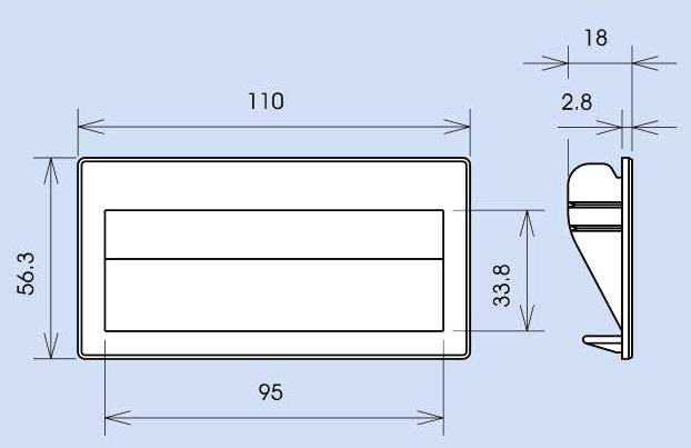 Technický výkres obdélníkového štítu. Přední pohled: šířka 110 mm, výška 56,3 mm. Boční pohled: šířka 18 mm.