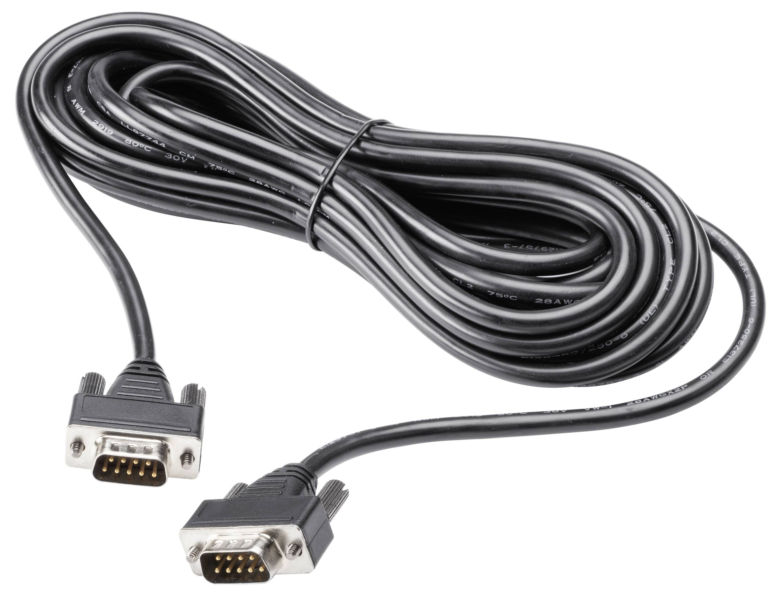 Černý kabel VGA svinutý s konektory na obou koncích, používaný pro připojení počítačů k monitorům nebo projektorům.