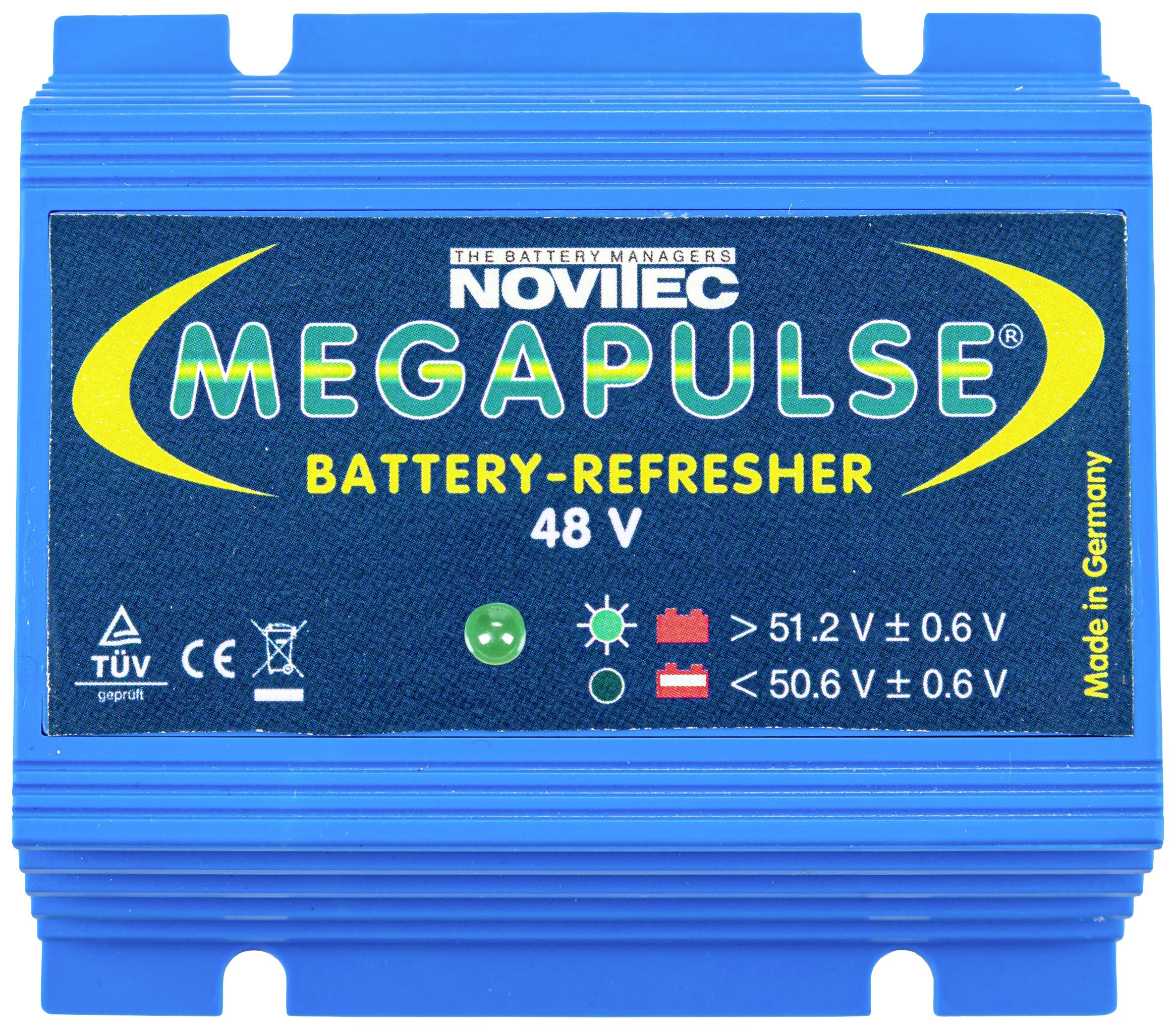 Modré zařízení s nápisem 'MEGAPULSE BATTERY-REFRESHER 48 V'. Zobrazuje LED indikátory pro kontrolu stavu baterie.