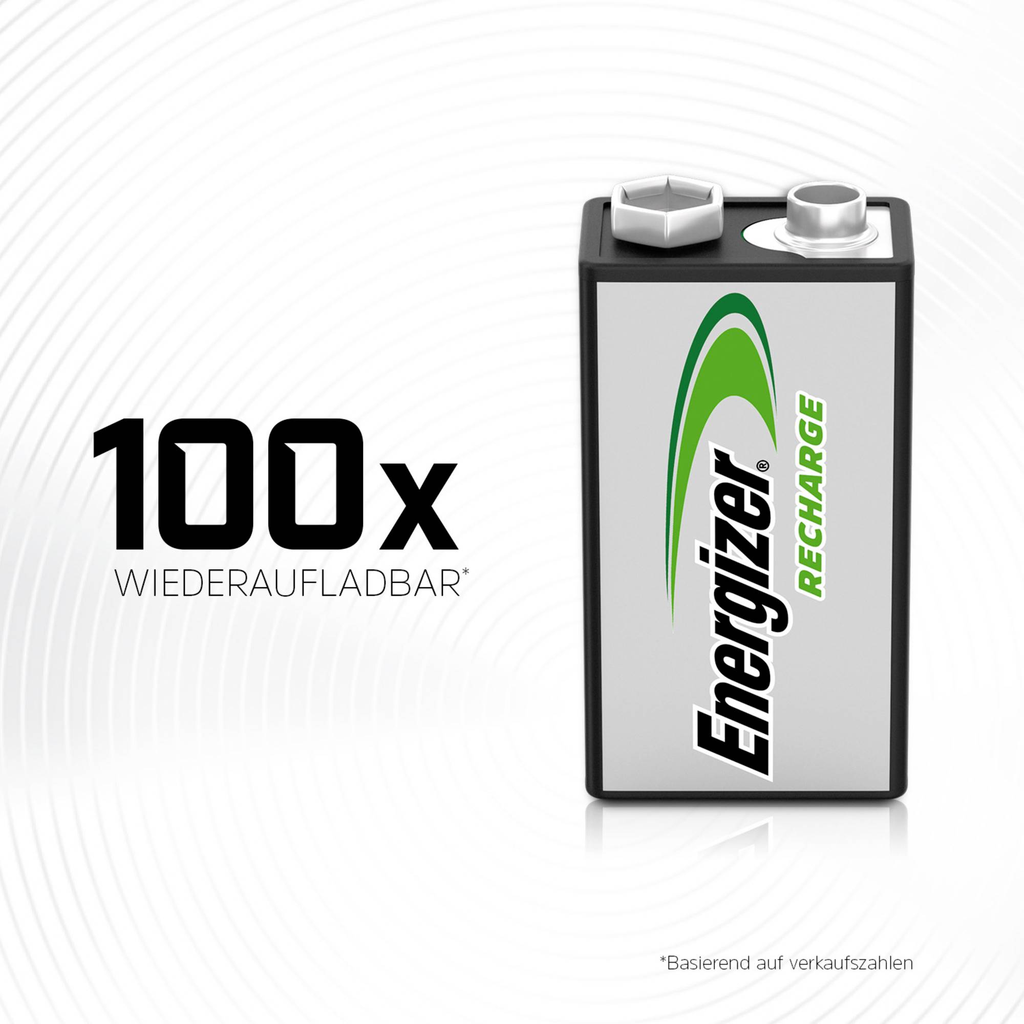 Černá baterie s nápisem "Energizer Recharge". Vedle textu: "100x nabíjitelná".