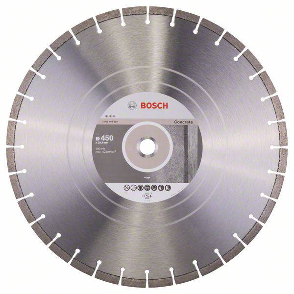 Kulatý diamantový řezný kotouč od Bosche o průměru 450 mm, vhodný pro řezání betonu.