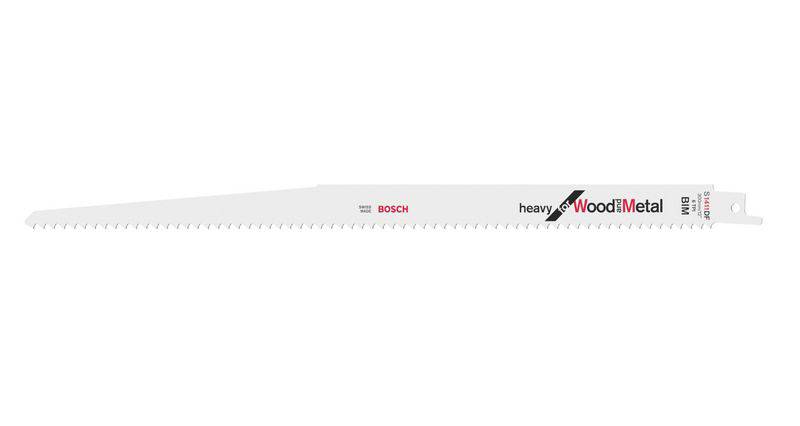 Pilový list do pily ocasky pro dřevo a kov, značka: Bosch, model: S 1222 BF 'Heavy for Wood & Metal', s jemně ozubenými řeznými hranami.