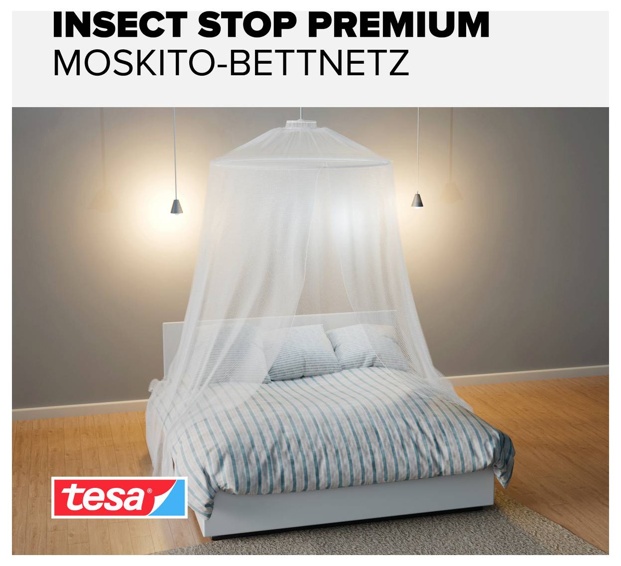 Reklamní obrázek pro 'INSECT STOP PREMIUM MOSKITAČNÍ SÍŤ' od společnosti tesa: Postel je obalena jemnou sítí proti hmyzu.