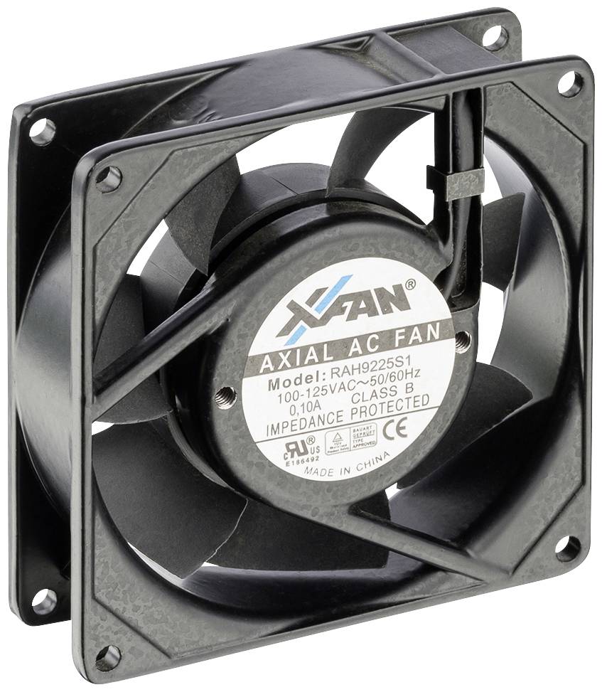 Ventilátor v kovovém čtvercovém rámu. Štítek zobrazuje číslo modelu, napětí (100-125V AC), frekvenci (50/60Hz) a odběr proudu (0,1A).