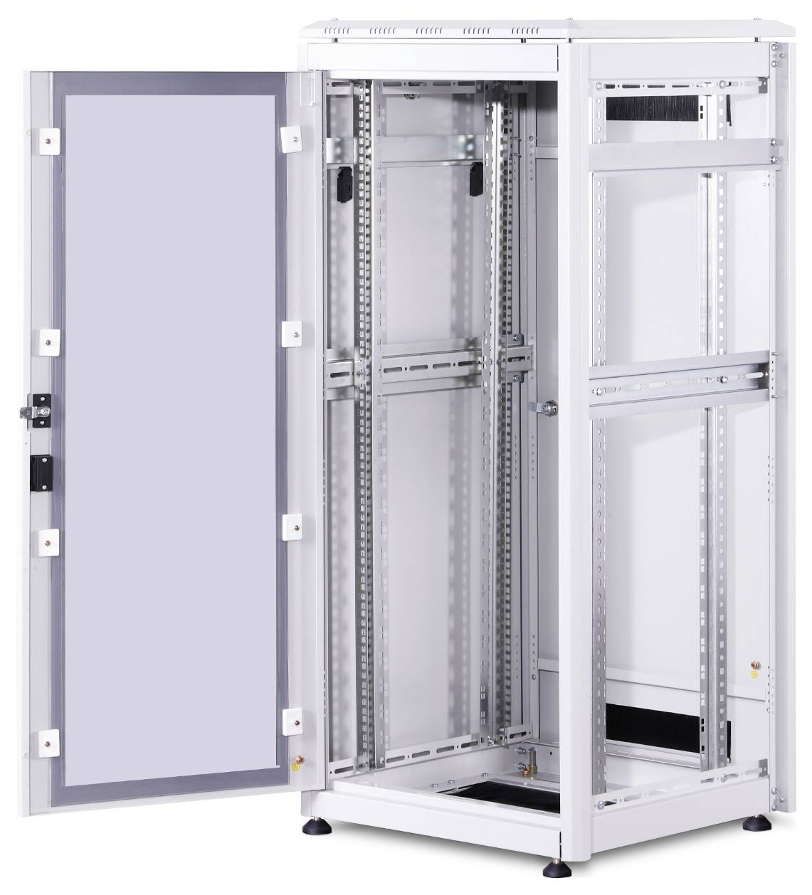 Bílá otevřená serverová skříň s kovovým rámem, vhodná pro instalaci technických komponent v datovém centru.