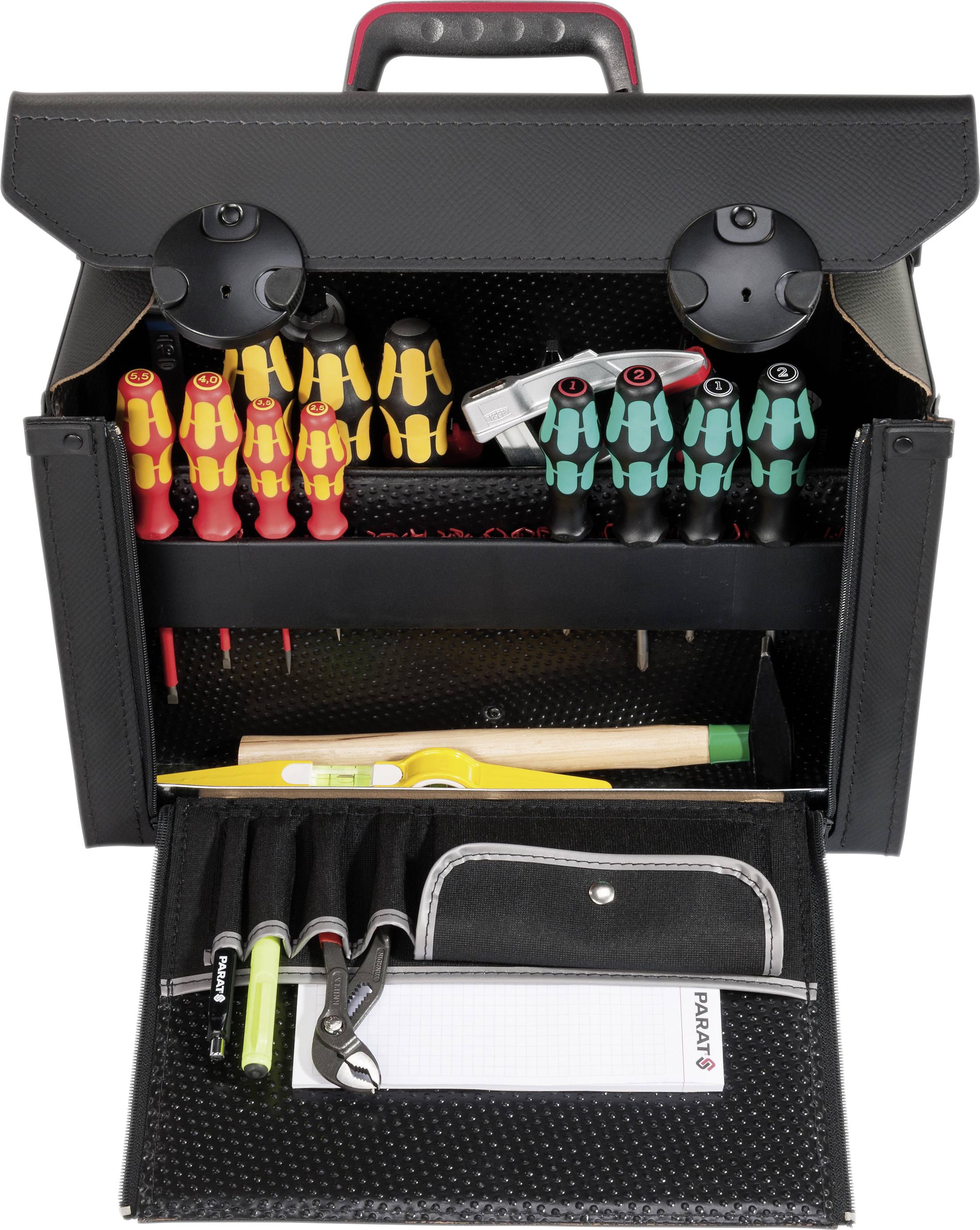 Sada nástrojů s různými šroubováky, kleštěmi a poznámkovým blokem v popředí. Horní přihrádka obsahuje žluté a zelené šroubováky.