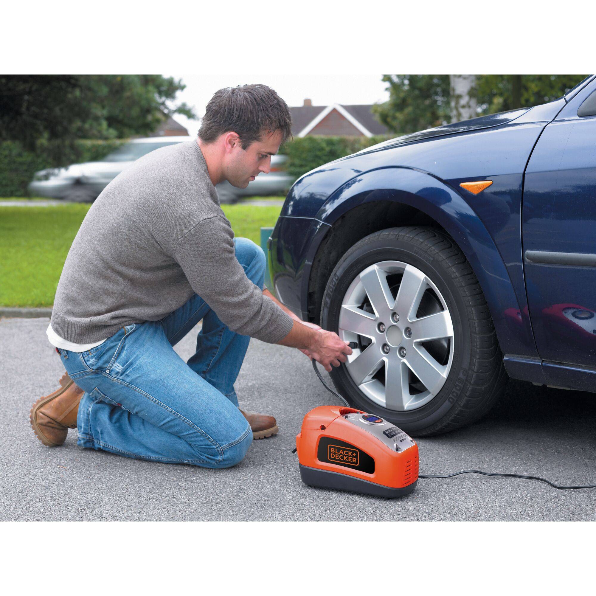 Black & Decker ASI300-QS, ASI300-XJ, kompresor, 11 bar, dvojitá hlava, digitální displej, automatické vypnutí-23