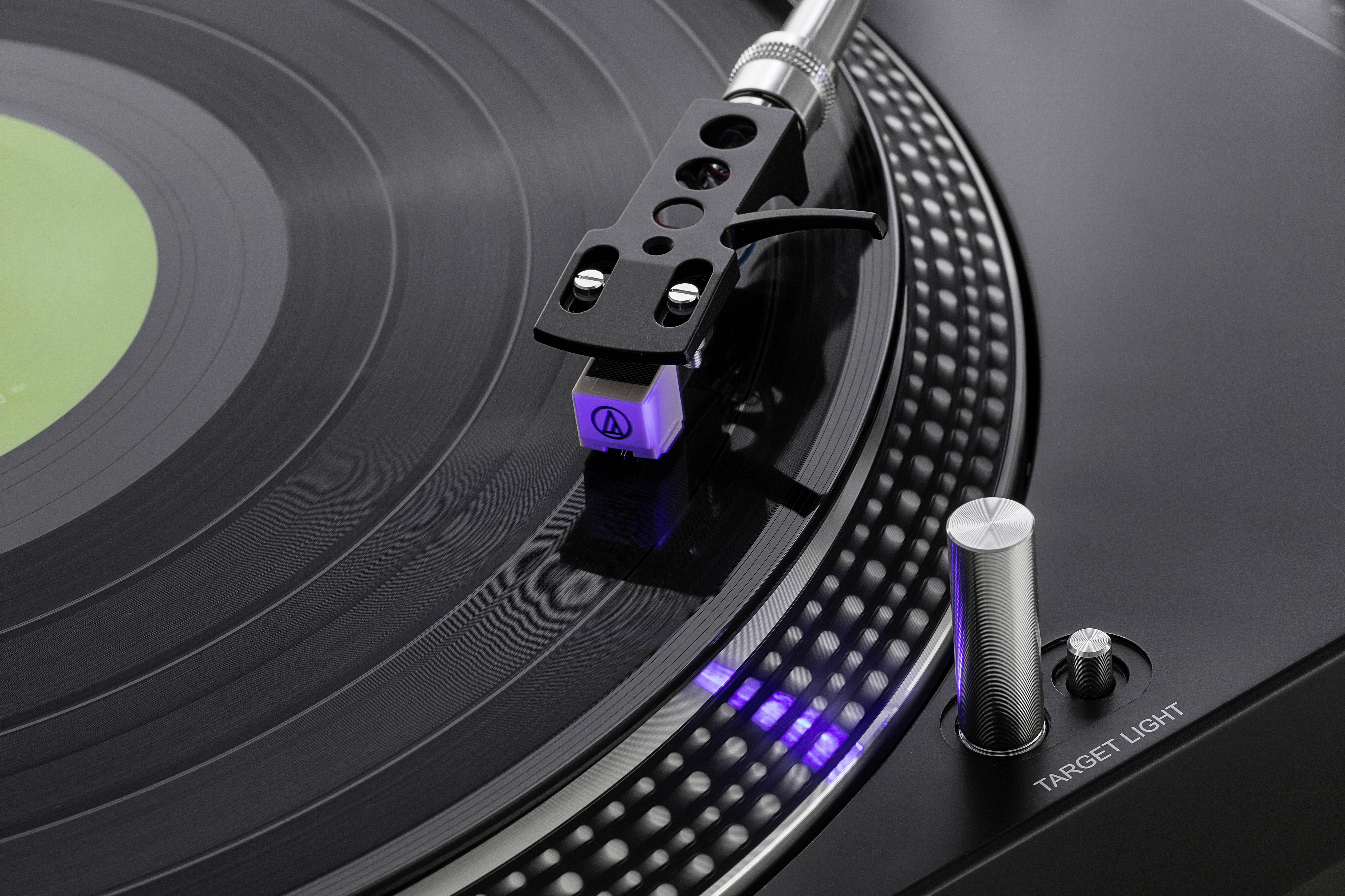 Dual DTJ 301.1 USB USB gramofon přímý pohon černá-2