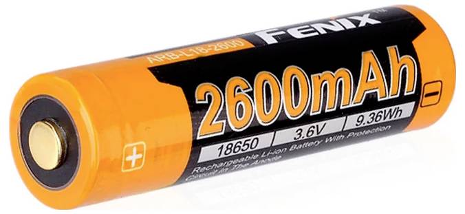 Oranžová baterie Fenix 18650 dobíjecí lithium-iontová s označením '2600mAh', '3,6V' a '9,36Wh' se zobrazeným symbolem '+'.