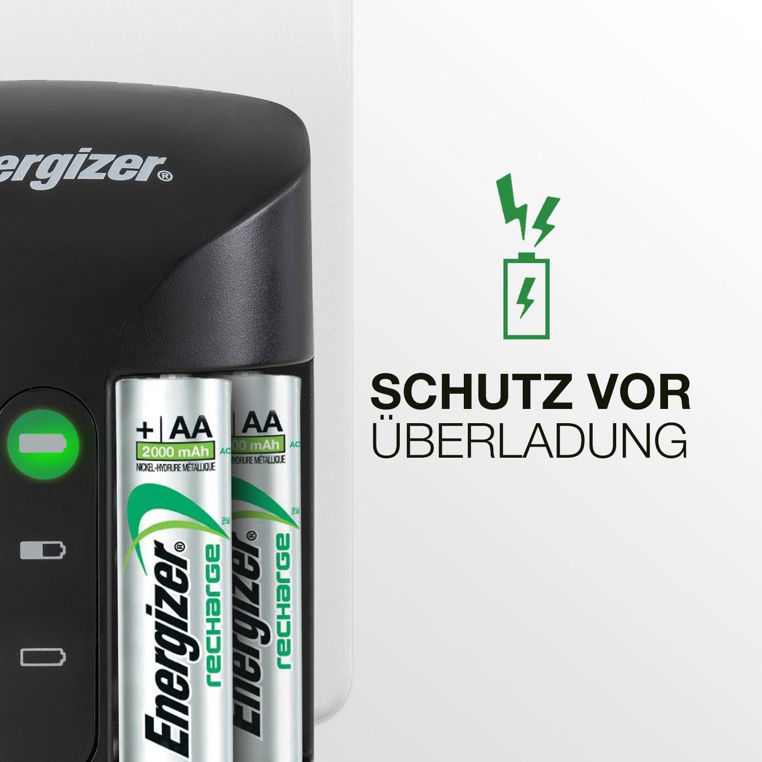 Dva AA akumulátory Energizer v nabíječce. Text vpravo: "Ochrana před přebitím" s ikonou nabitého akumulátoru.