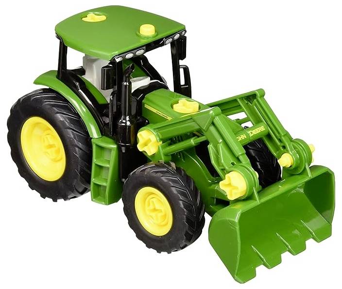 Zelený hračkářský traktor s velkými černými koly a čelním nakladačem. Připomíná klasický design zemědělského vozidla určeného pro hru.
