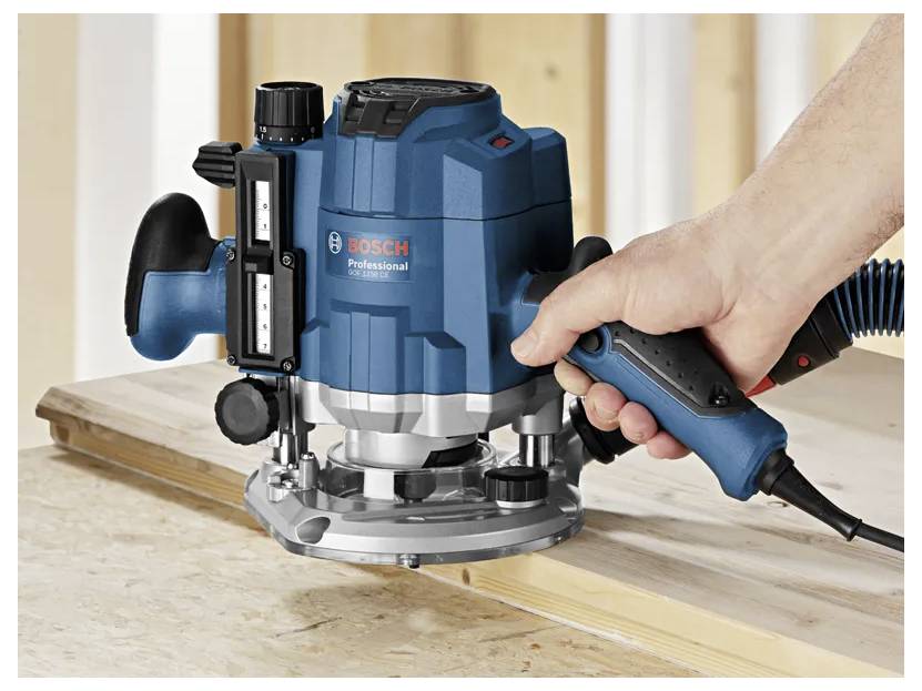 Bosch Professional GOF 1250 CE vrchní frézka , 1250 W, 0601626000-1