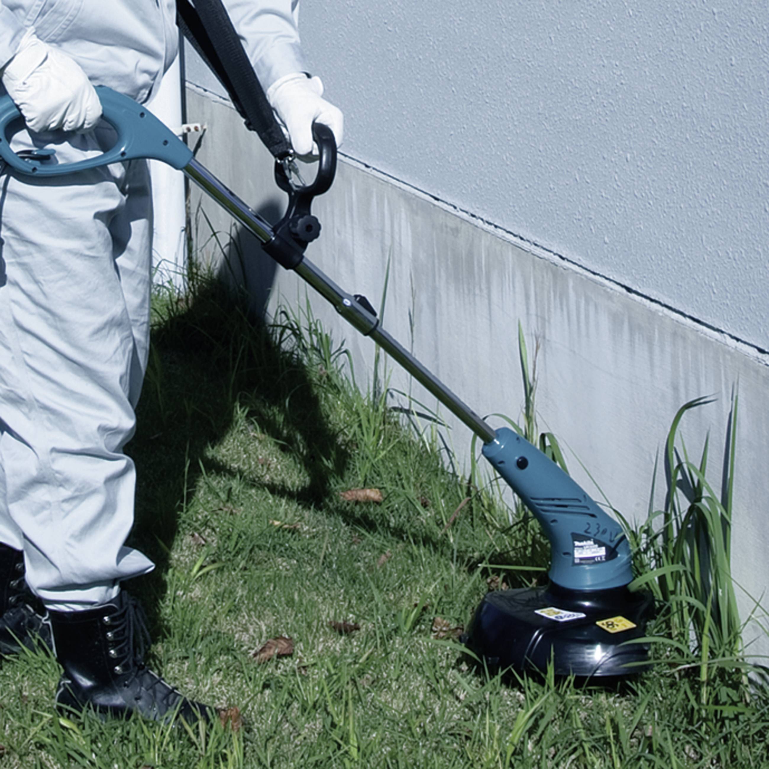 Makita UR3000 elektrika strunová sekačka s ochranným třmenem 230 V šířka sekání: 300 mm-1