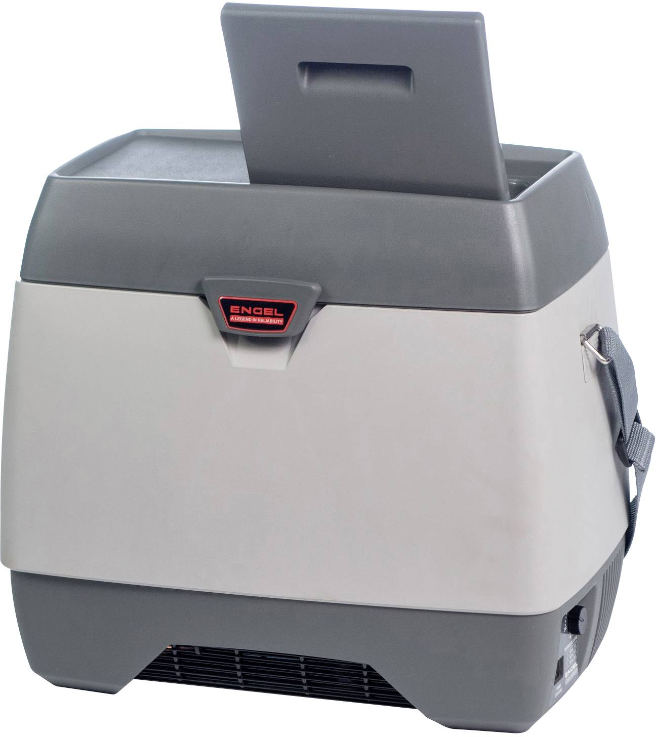 Přenosný chladicí box s šedým tělem, sklopným víkem a bočním madlem, vhodný pro použití na cestách.