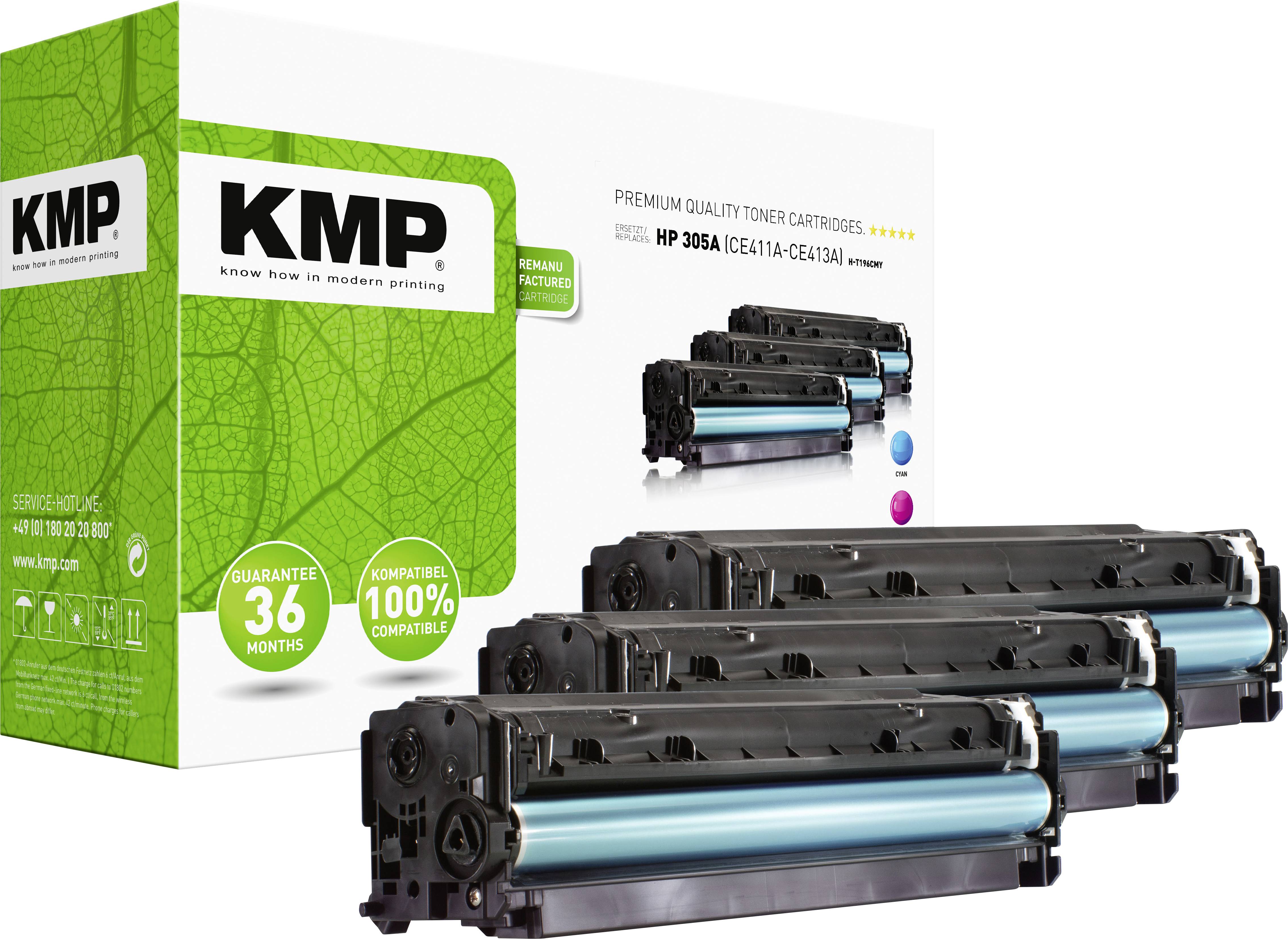 Tři černé tonerové kazety před obalem s nápisem 'KMP' a 'HP 305A', s motivem zeleného listu.