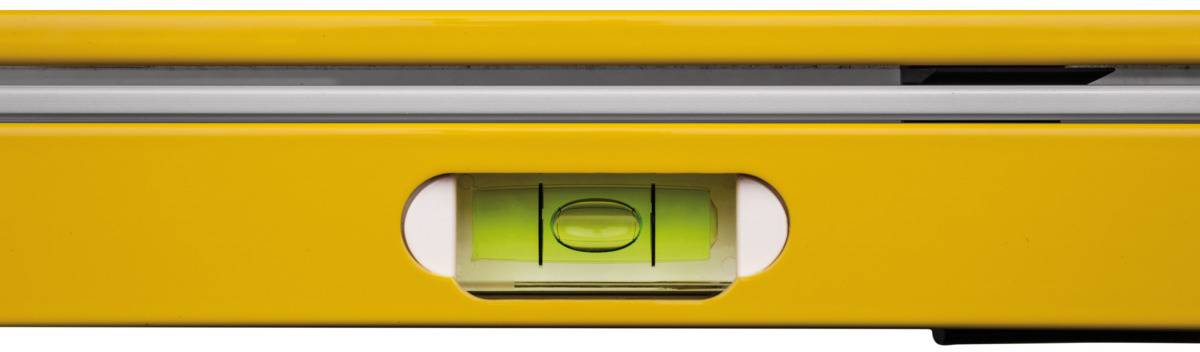 Vodováha se žlutým tělem a centrální libelou, která ukazuje, že povrch je vodorovný.