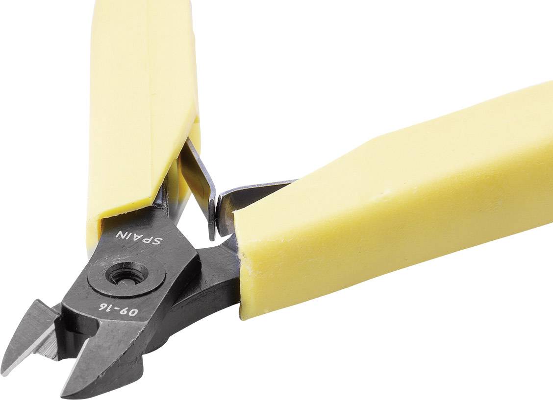 Kleště se žlutými rukojeťmi, otevřené. Čepele jsou černé a označené nápisy 'SPAIN' a '09-16'. Nástroj určený pro řezání drátů nebo kabelů.