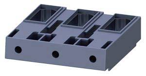 Šedý, pravoúhlý konektor se třemi pravoúhlými otvory a třemi kulatými připojovacími otvory dole.