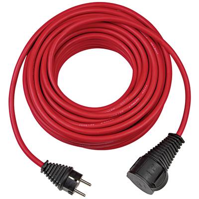Svinutý červený prodlužovací kabel se dvěma kolíky a zásuvkou na bílém pozadí.