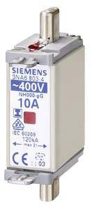 Obrázek ukazuje bílou pojistku NH společnosti Siemens, označenou štítky '400V', '10A' a 'CE'. Slouží k ochraně elektrických obvodů.