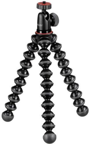 Flexibilní, černý stativ GorillaPod se třemi ohybnými nohami a červenou rychloupínací destičkou nahoře, vhodný pro fotoaparáty.