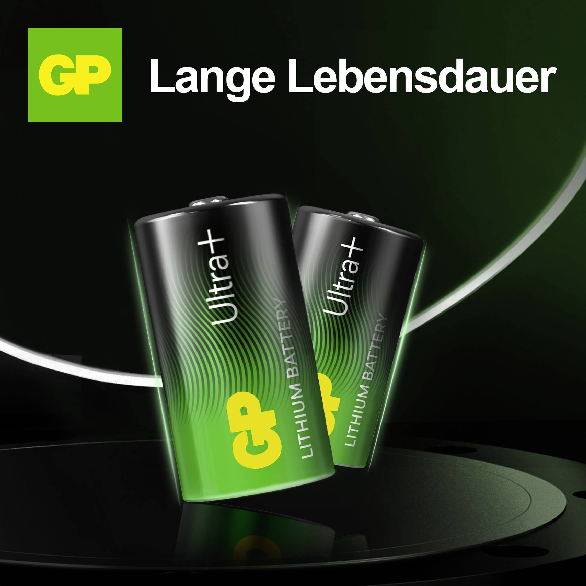 Reklamní obrázek na baterie GP Ultra+ Lithium s textem „Dlouhá životnost" a dvěma bateriemi před tmavým pozadím.