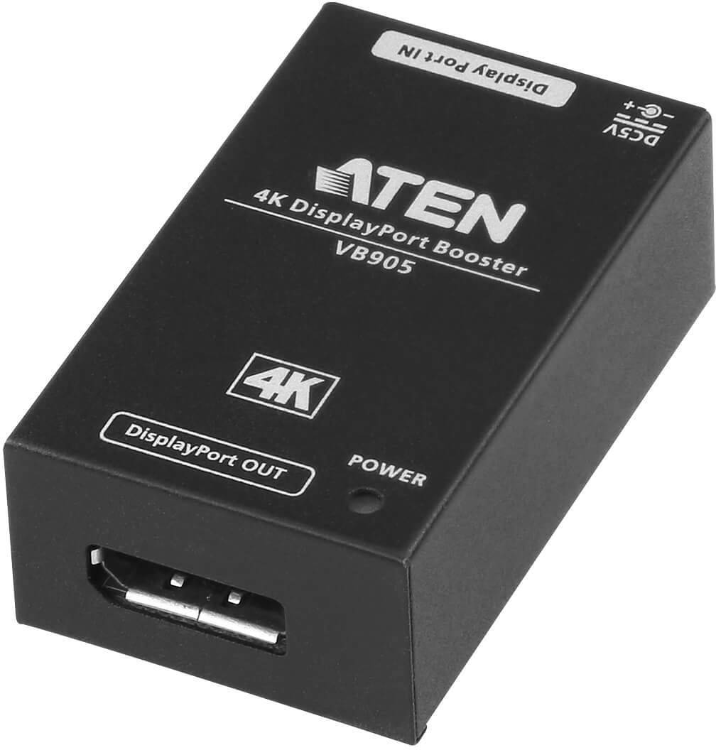 Černý ATEN 4K DisplayPort Booster, model VB905, s konektory pro DisplayPort IN a OUT. Zesiluje sílu signálu.