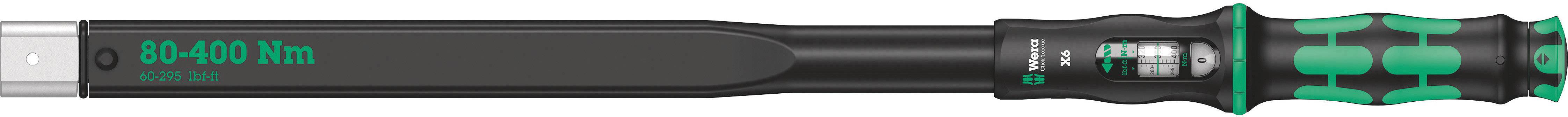 Momentový klíč se stupnicí od 20 do 100 Nm, černozelená rukojeť pro ergonomické uchopení. Specifický design pro přesné nastavení.