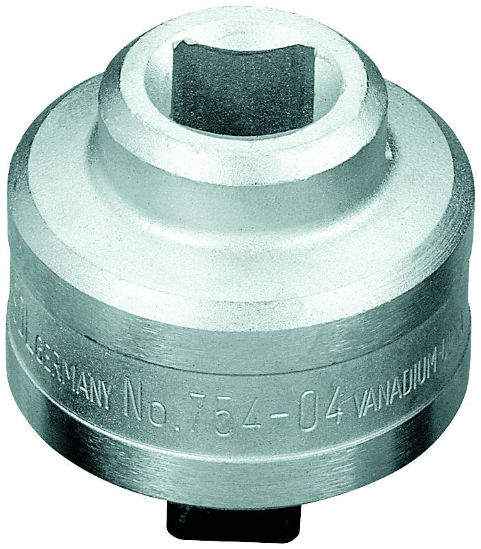 Kovový nástrčný klíč se čtvercovým nástavcem, označený 'Germany No. 754-04 Vanadium'.