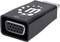 Černý VGA-na-HDMI adaptér se stříbrnými konektory, na bílém pozadí.
