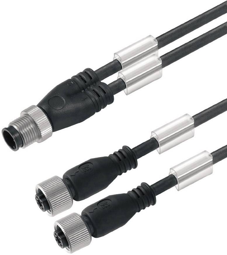 Dva černé průmyslové propojovací kabely s kovovými svorkami feritových jader, které redukují elektromagnetické interference.