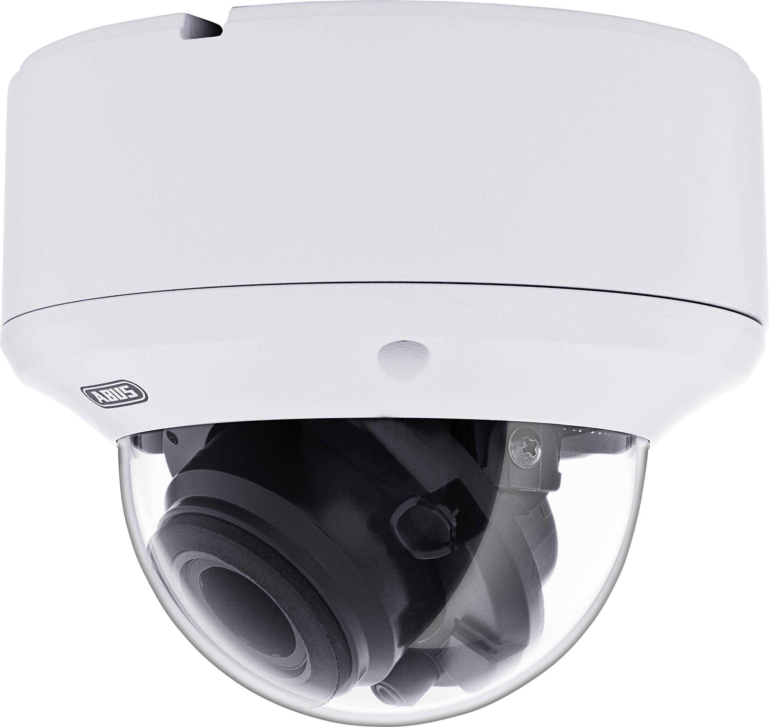 Bílá bezpečnostní kamera s kopulovitým krytem, která je namířena dolů. Je nainstalována pro účely bezpečnostního monitoringu.