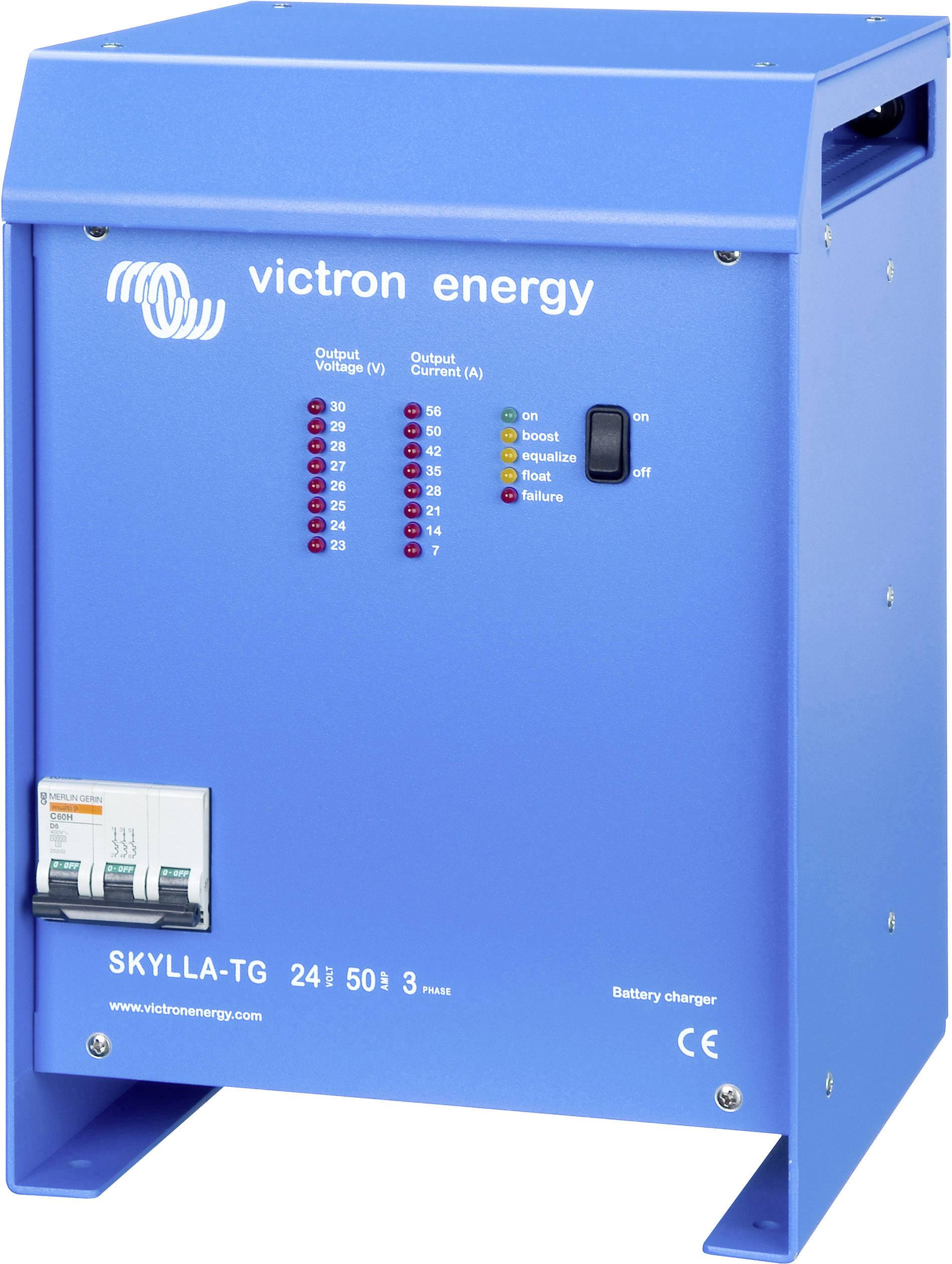 Modrý nabíjecí adaptér Victron Energy Skylla-TG s LED indikátory pro výstupní napětí a proud. Viditelné CE certifikace.
