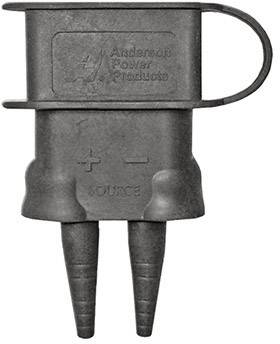 Černý elektrický adaptér se dvěma konektory, označený nápisem 'Anderson Power Products'.