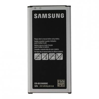 Baterie Samsung mobilního telefonu s bezpečnostními pokyny v několika jazycích na přední straně.