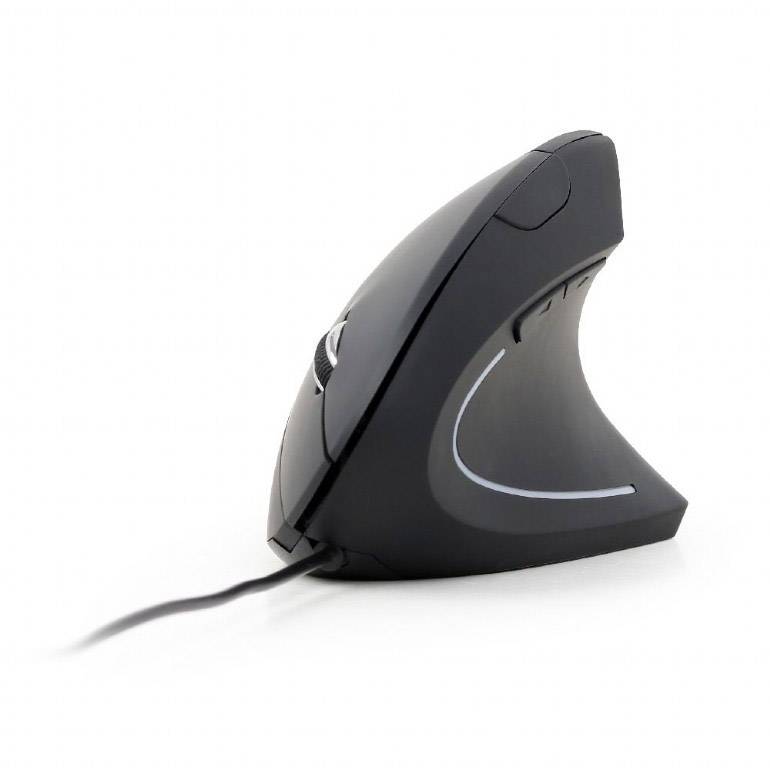 Vertikální ergonomická myš s kabelovým připojením v černé barvě. Vyvinuta pro pohodlné držení ruky a snížení únavy.
