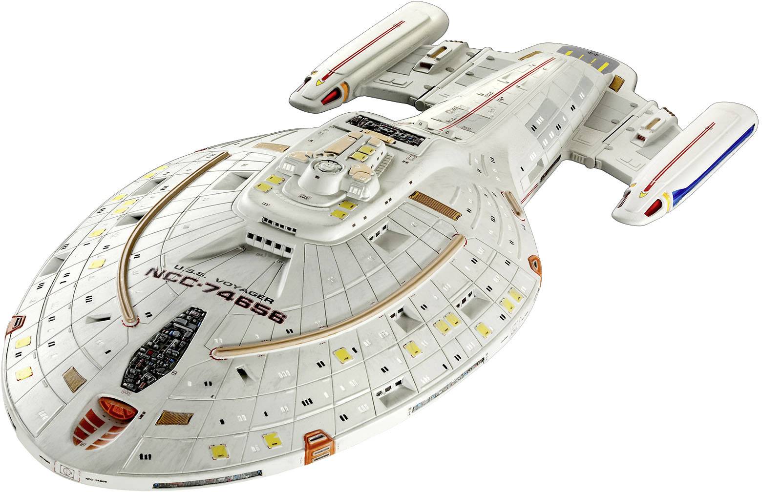 Kosmická loď s oválným, plochým trupem a dvěma bočními pohonnými moduly. Označená štítkem 'NCC-74656'.