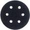 Kulatý brusný papír s šesti rovnoměrně rozmístěnými otvory, používaný pro brousicí stroje při úpravě povrchů.