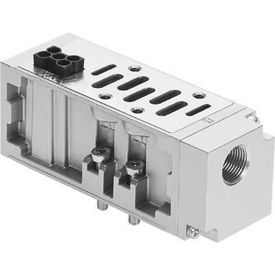 Kovový blok s bočním závitovým připojením a několika otvory nahoře, pravděpodobně součást mechanického nebo hydraulického systému.
