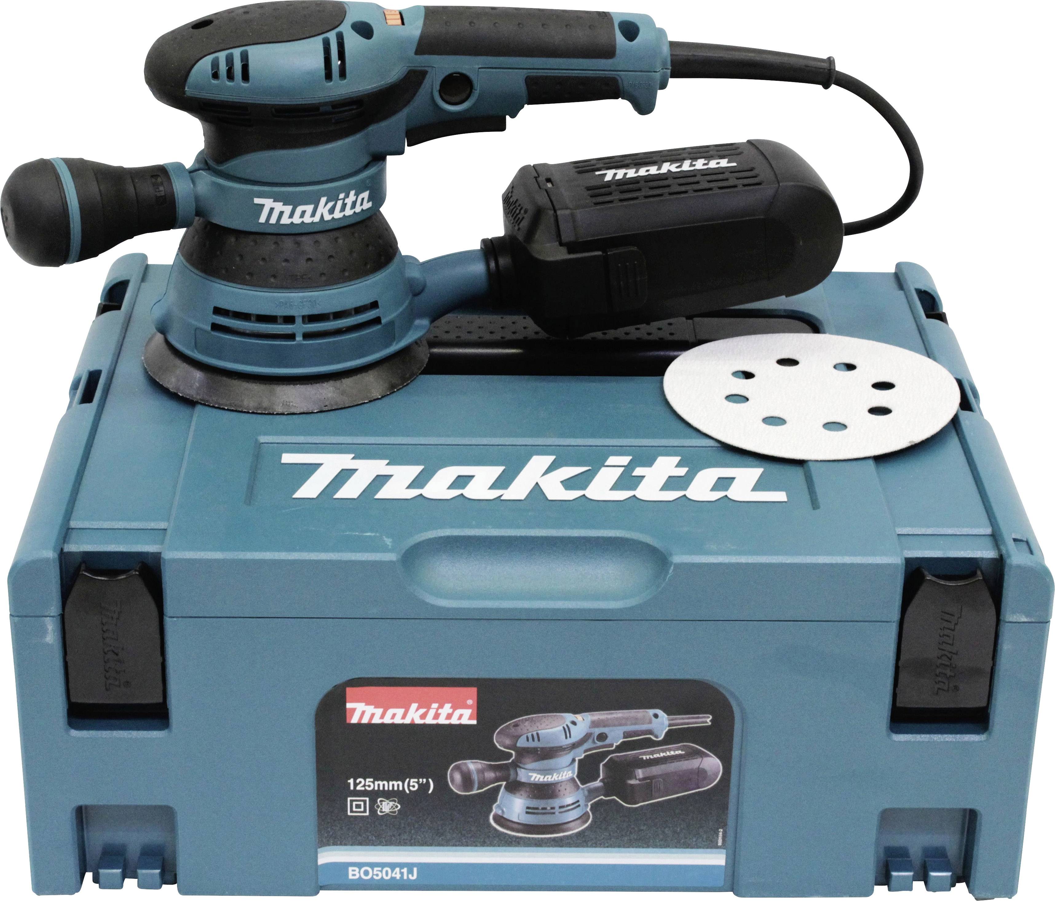 Bruska od Makity, model BO5041J, umístěná na kufru. Vedle leží brusný papír s otvory.
